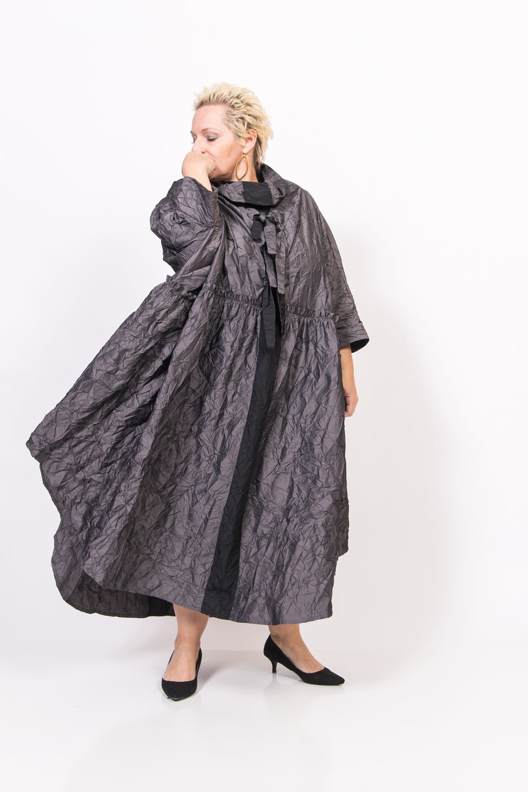 silver taffeta dress 1832 Grey silk taffeta dress