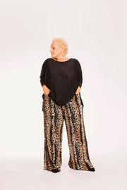 Tiger Micropleats Wide Pants